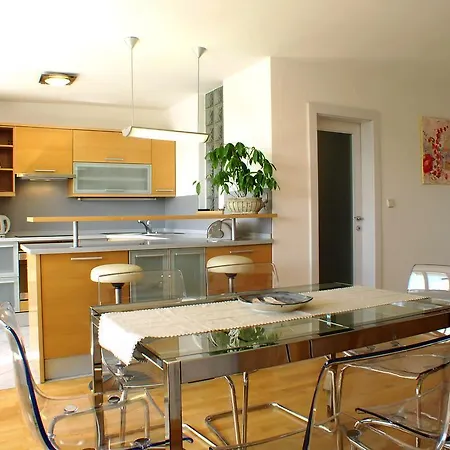 Apartamento Charming Terrace Ana And Maria Tour As