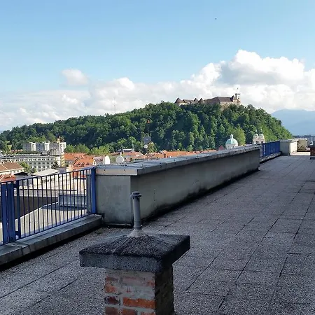 Daire Charming Terrace Ana And Maria Tour As Ljubljana